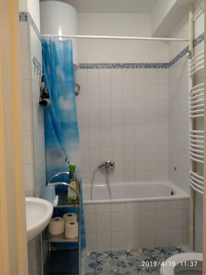 Lara Apartman Βουδαπέστη Εξωτερικό φωτογραφία